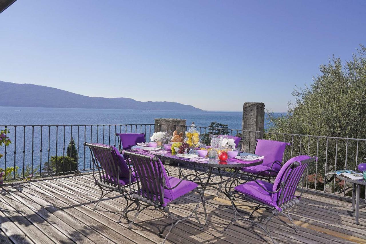 Villa Rachele: stunning luxury villa in centre Gargnano with private pool&breathtaking views Esterno foto
